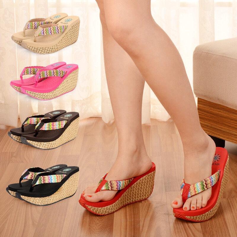 And Versatile Women's Clip Toe Slippers With Timeless Design**