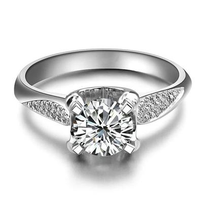 1 Carat NSCD Diamond Ring 4 Prong Sterling Silver Engagement Ring Women Twist Setting 18K White Gold Plated Wedding Band Anniversary Jewelry