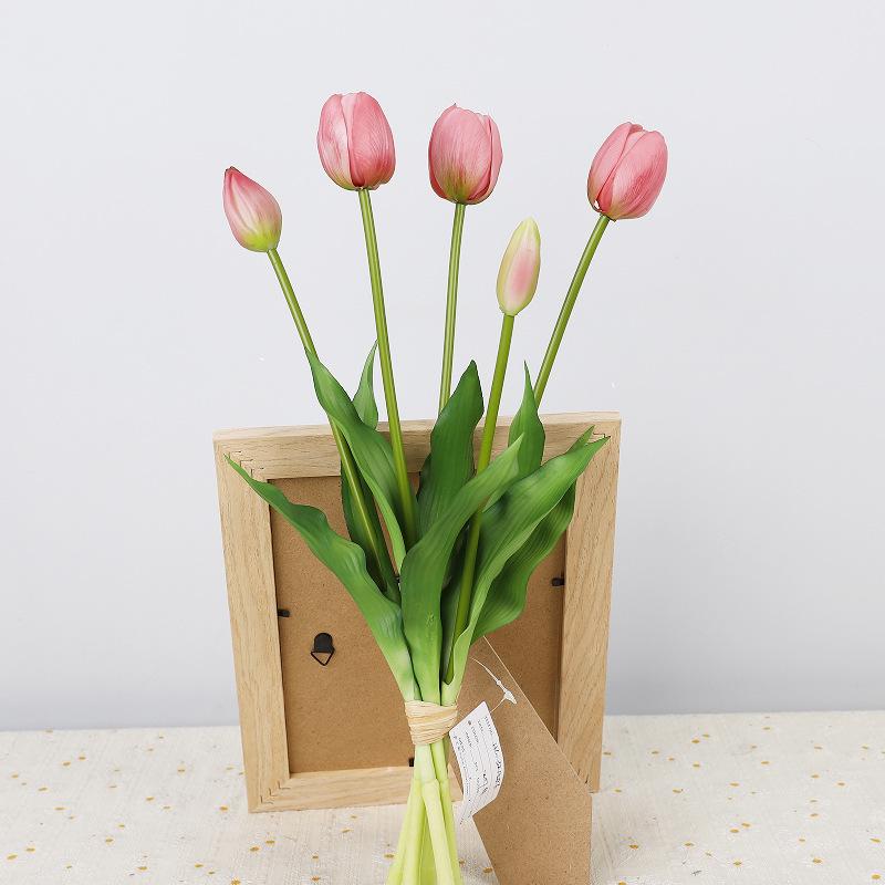 

Букет тюльпанов из мягкого полиуретана с поперечным краем - современное искусственное цветочное оформление