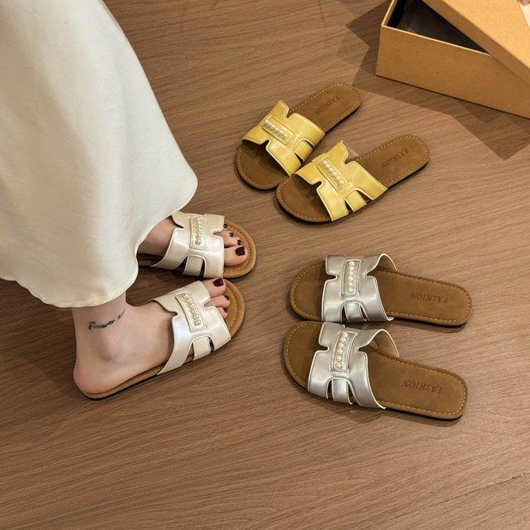 

New summer temperament square head versatile woven one-word drag women s flat bottom outer wear cool slippers 35 жовтий