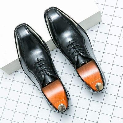 Παπούτσια με τακούνια