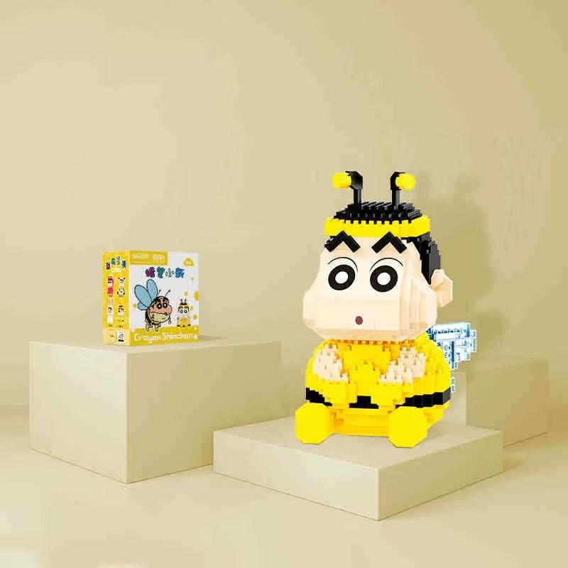 TOYLINX Crayon Shin-chan Doll Mini Building Blocks 958PCS Model Simple Assembly To Send Children and Adolescents Toys Christmas