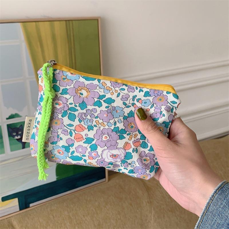 Kawaii Floral Travel Portable Cosmetic Lipstick Storage Bag Women Makeup Handbags Wallet Organizer Pencil Cases Pouch Pen Bags