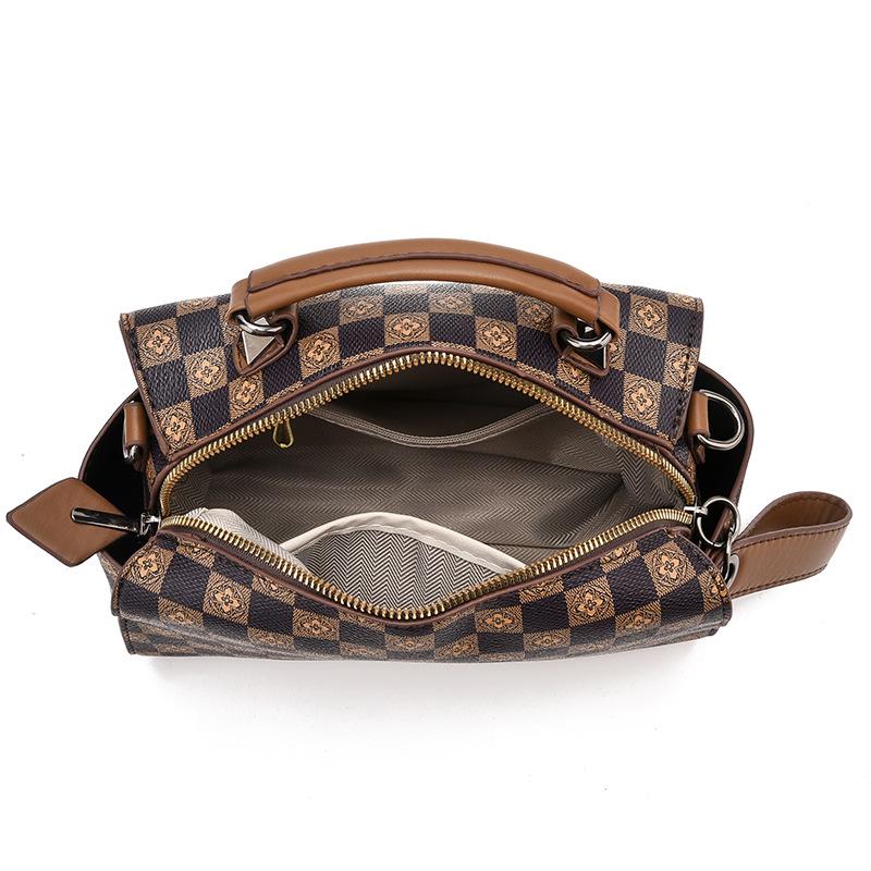 Bag messenger bag women's 2025 new fashion women's bag niche high-end single shoulder Boston pillow bag women's bag