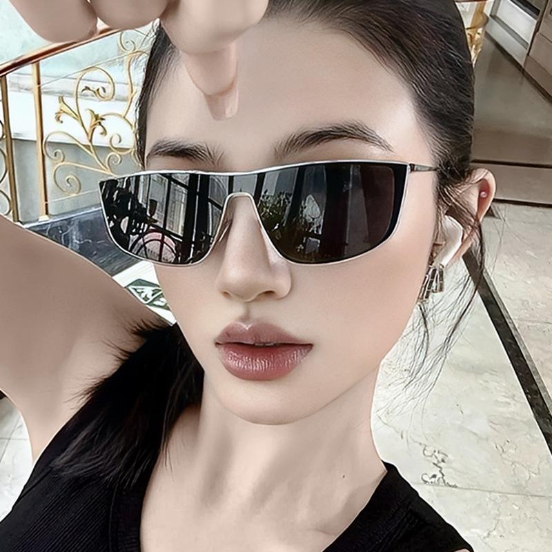 New Y2k Sunglasses Women Men Cat Eye Designer  Girl Sun Glasses Steampunk Metal Frame Shades Eyewear Uv400 Eyeglasses