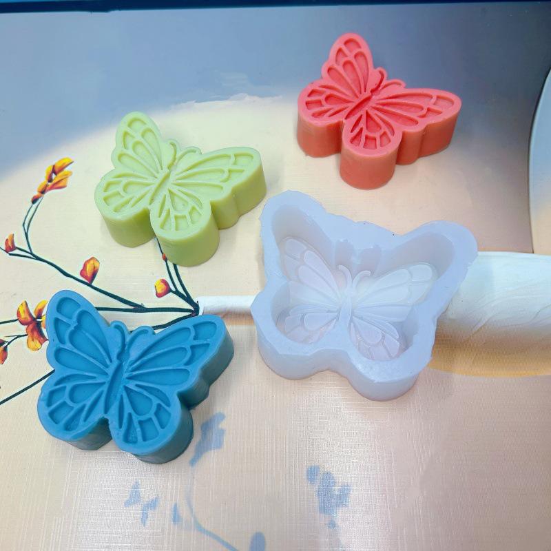 Butterfly Silicone Mold for Aromatherapy Candles, Cake Deco, Candy, and DIY Crafts