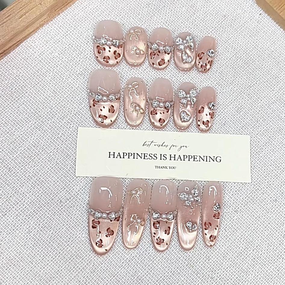 Hand-dressed Argentina Summer New Sweetheart Leopard Sheep Hand-painted Leopard Zircon Cat Eye Nail Art Patch