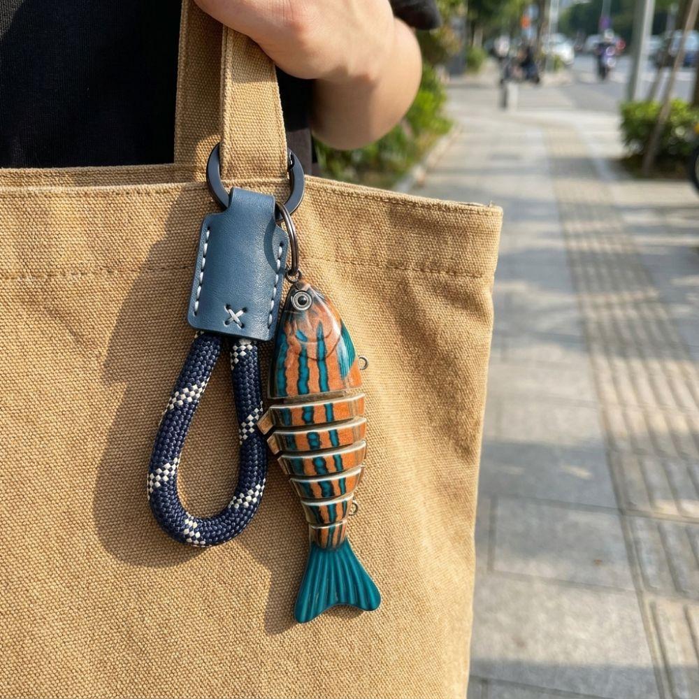 Novelty Multi-jointed Fish Keychain Hand-wrapped Leather Wooded Keyring  Backpack Decor
