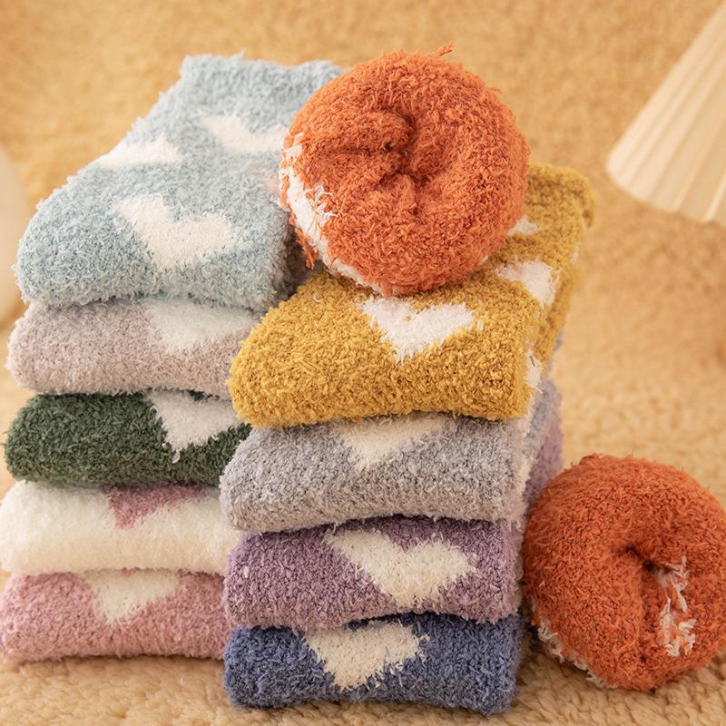 Women's Winter Fleece-Lined Heart Terry Floor Socks - Extra Thick, Non-Shedding, Mid-Calf Style