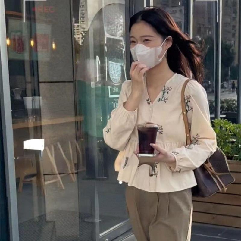 Košile Ženy Výšivka Sklady Navrženo Útulný Sladký Vintage Francouzský Styl Temperament Květiny Topy Všestranné Jednoduché Dámské Jaro