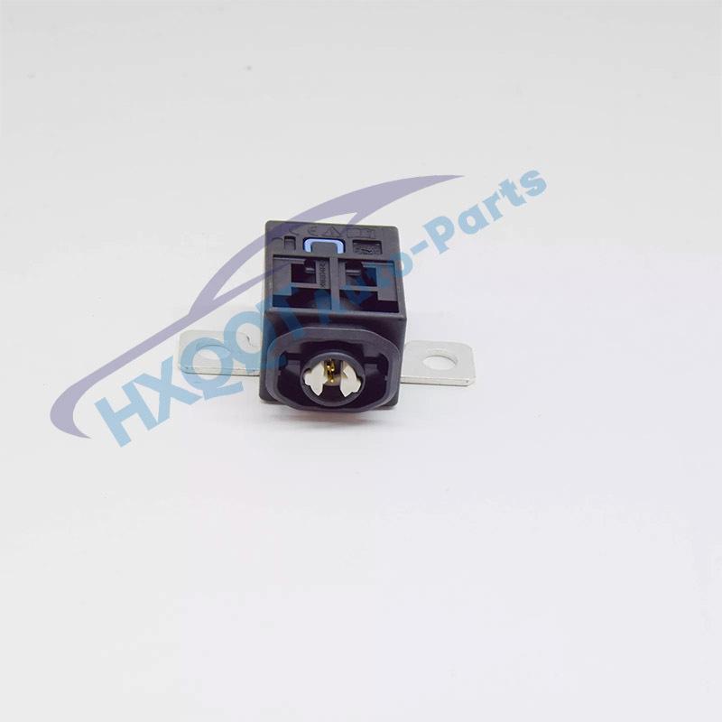 

Crash Battery Fuse Pyrofuse For Mercedes-Benz Vito W447 OEM A7899820402