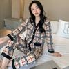 Autunno Nuovo Pigiama da Donna in Seta Ghiaccio Set Due Pezzi Pantaloni a Maniche Lunghe Indumenti da Notte Moda Carino Stampa Lettera Femminile Homewear