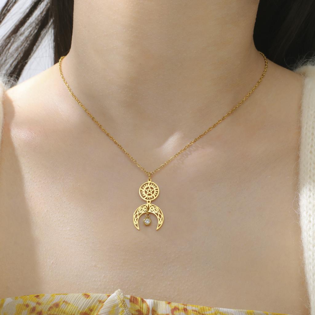 Vintage Pentagram Pendant Necklace, Featuring A March Goddess Design That Incorporates Celtic Knot and Witch Knot Elements