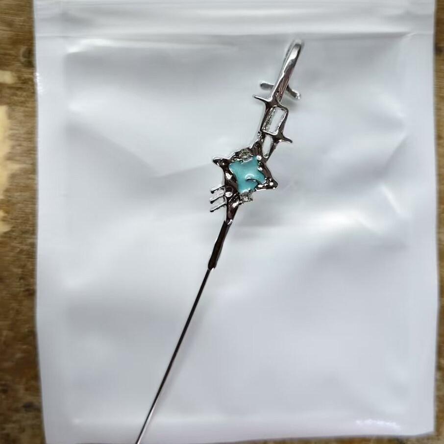 1pcs Retro Dark Gothic Star Punk Thorn Earring Unisex Piercing Ear Needle Earstuds  Women Vintage Eardrop Jewelry