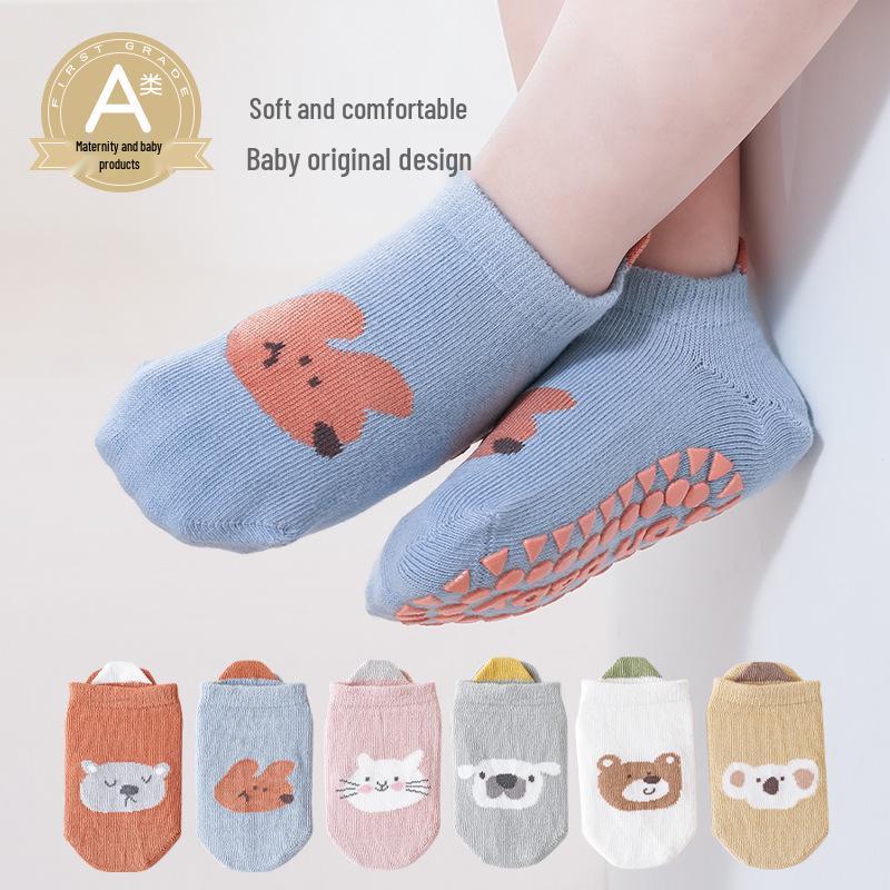 Baby Cartoon Animal Non-Slip Floor Socks with Big Heel Dot Glue for Newborns and Children