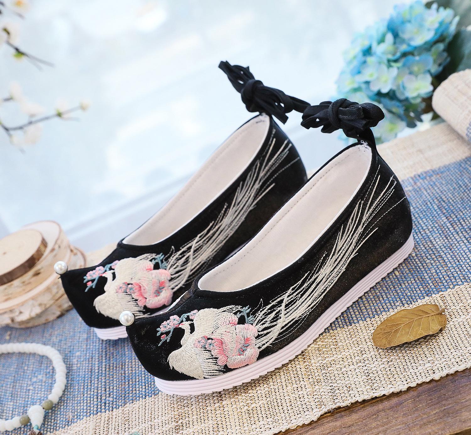 

туфли-бантики, туфли для ханьфу, одинарные туфли/хлопковые туфли, старинные свадебные туфли, вышитые тканевые туфли, женские туфли в тон халату 39