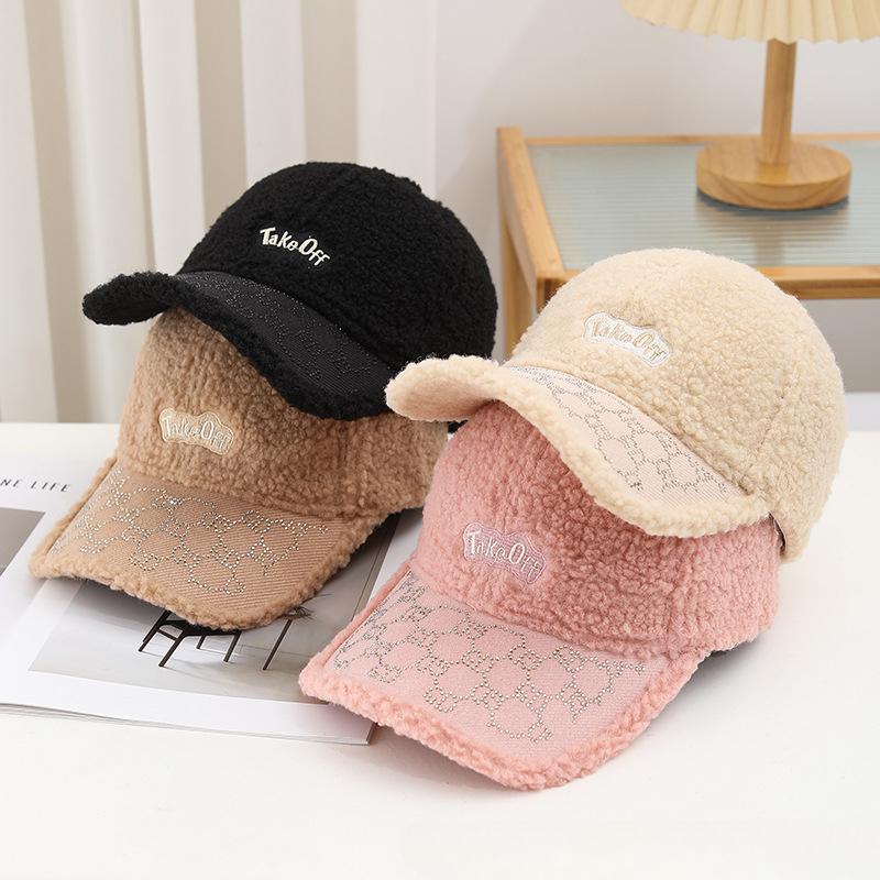 New Winter Women's Hat Versatile Imitation Lamb Fur Thickened Warm Baseball Cap for Women Fashionable Women's Black Baseball Cap