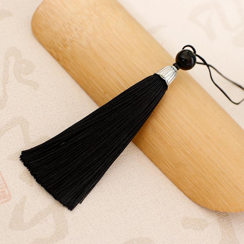 

Набор из закладки-кисточки и подвески в старинном стиле