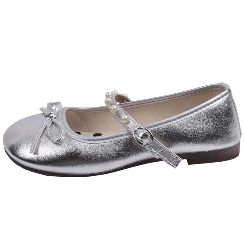 Round head silver small fragrant wind light mouth flat-soled single shoes women's 2025 new summer skirt pearl Mary Jane women's shoes