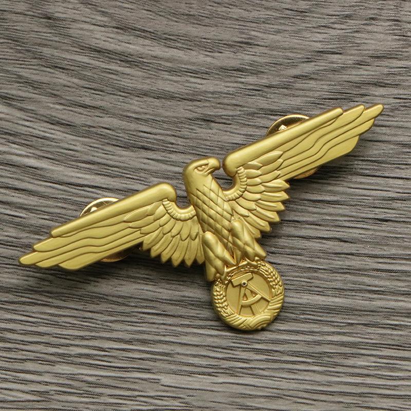 Eagle Badge Metal Badge Souvenir Collection