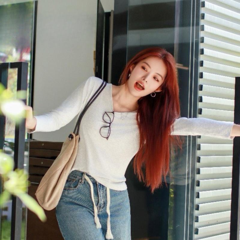 

Переднее плечо Осенняя универсальная базовая рубашка Женская V-образный вырез Модная с длинным рукавом Приталенная L серый