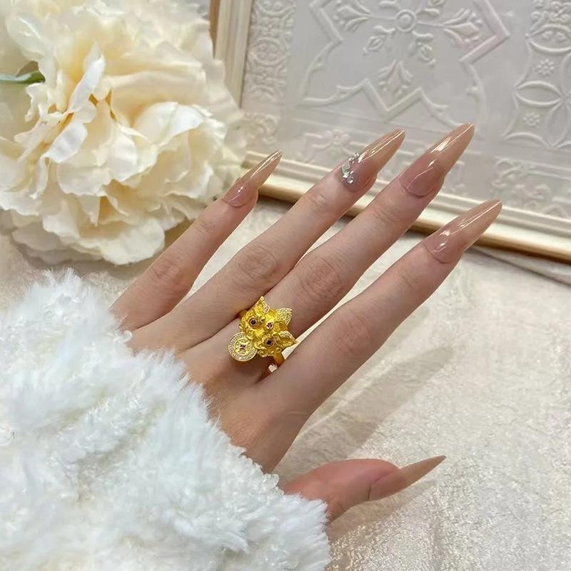 

Xiaohongshu Fashion Pixiu Ring: Exquisite Brushed Design in Retro Style