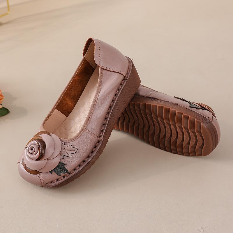 Fashion New Authentic Leather Shoes Women Autumn Floral Wedged Pumps Comfy Elderly Ladies Med Heels Slip On Shoes Mom Driving Moccasins