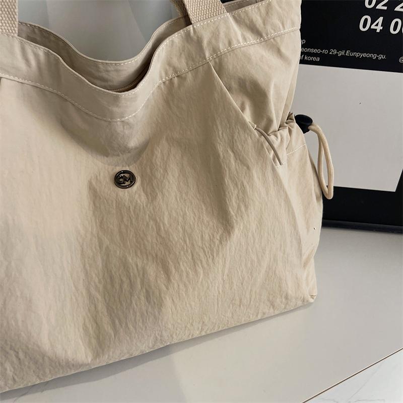 Water-Resistant Nylon Tote Bag for Women – Lightweight and Durable Everyday Shoulder Bag with Multiple Pockets