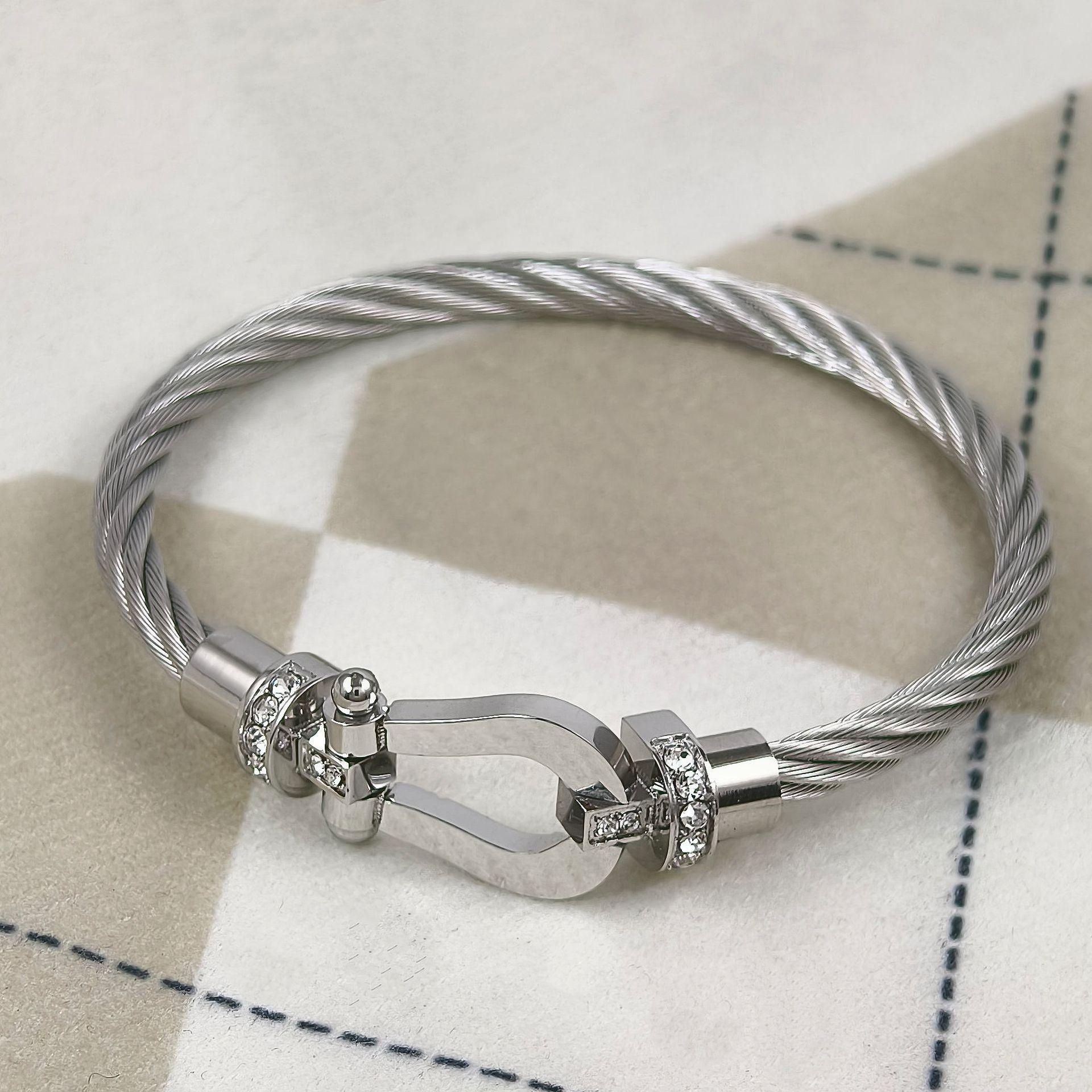 

Модный шелковый браслет с подковой и пряжкой-подковой 2026 года, Мужские украшения, Аксессуары для браслета с магнитной пряжкой-подковой 17cm