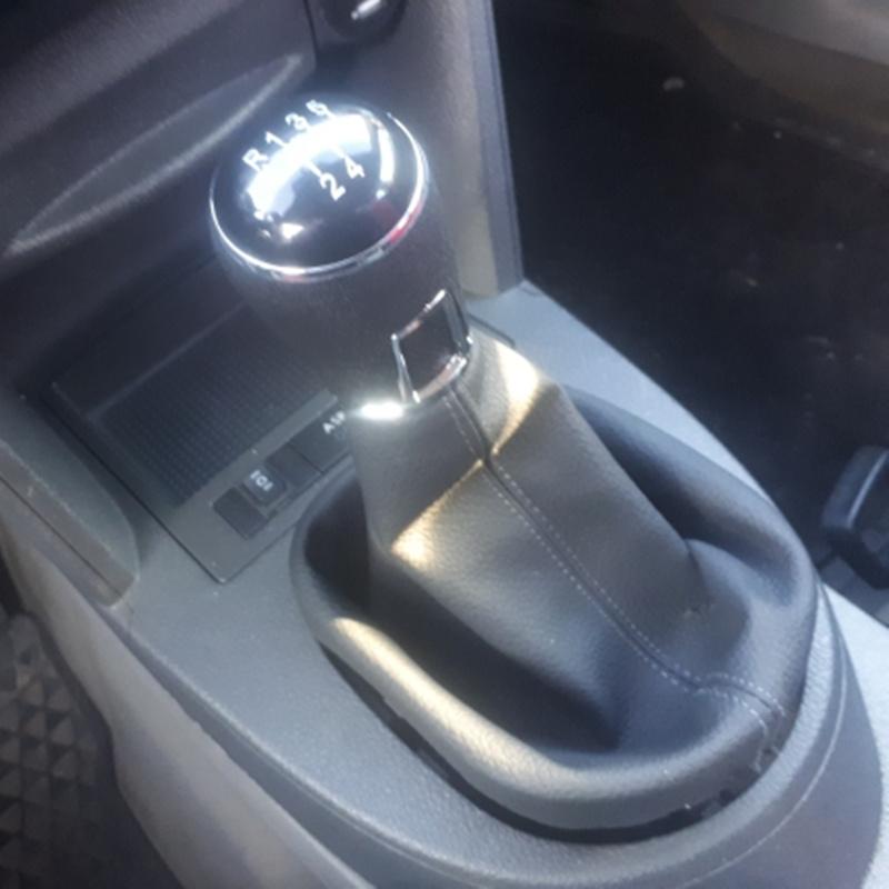 Black Leather 5/6 Speed Gear Shift Knob Gaiter Boot Cover For Volkswagen VW Caddy 2 II MK2 Touran 2004-2009