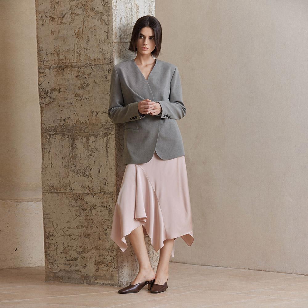 Waiwaiaiem Yy_Irregular Hem Silky Skirt_2Color