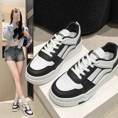 Thick Baseplate Shoes Women's 2024 Autumn New Black and White Student Lace-up Casual Shoes Round Head Sports Shoes Women