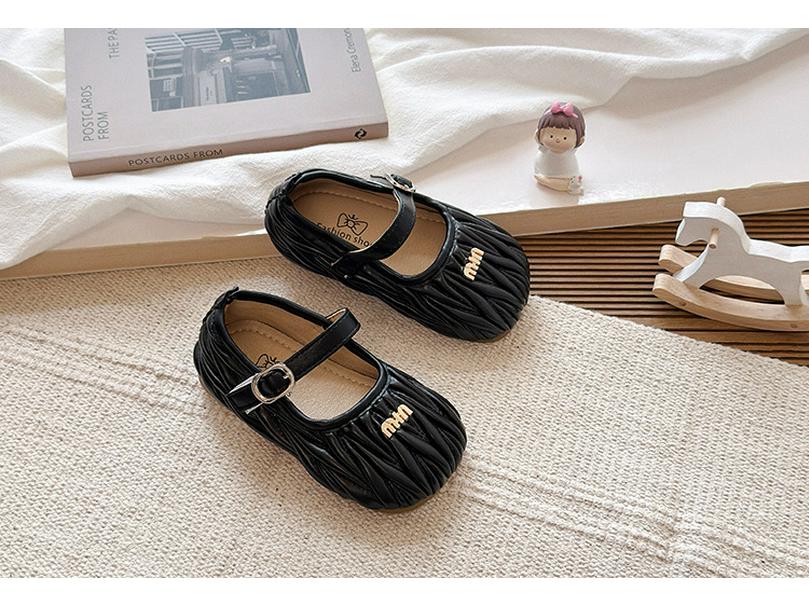 Spring 2026 Girls' Princess Flats: Soft Leather Buckle Shoes - Fashionable & Casual