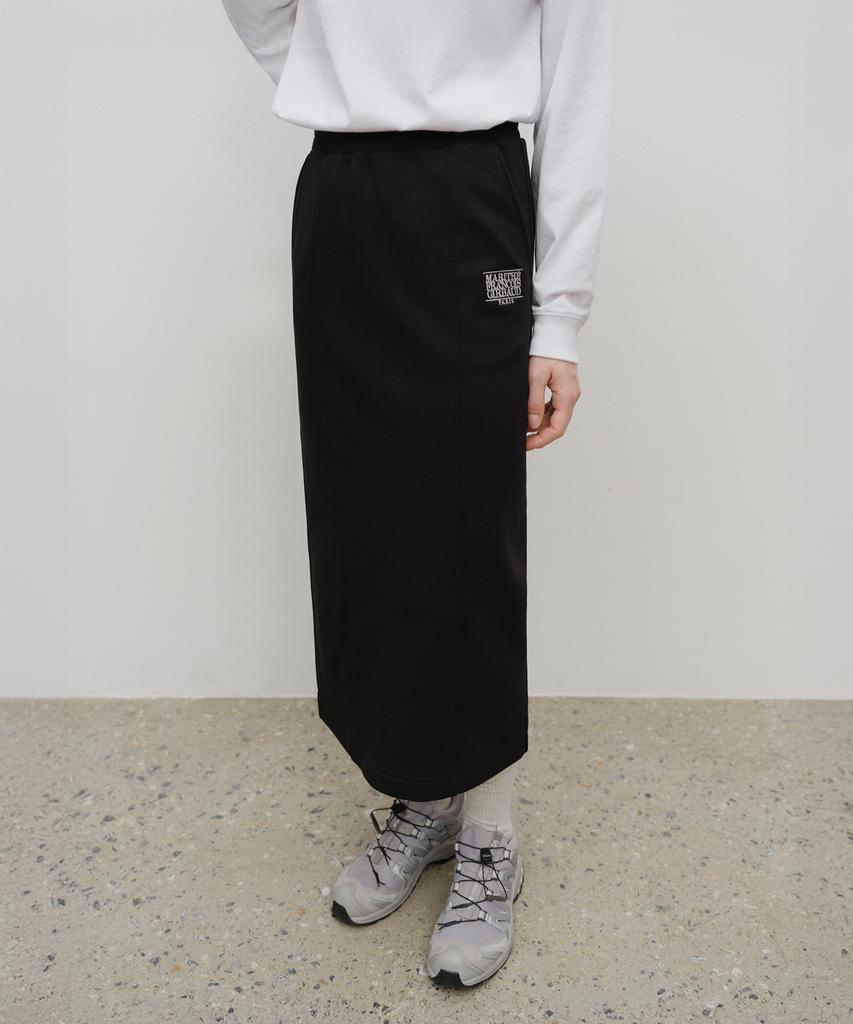 Malittepeulangsowajeobeo W Embroidery Classic Logo Sweat Skirt Black