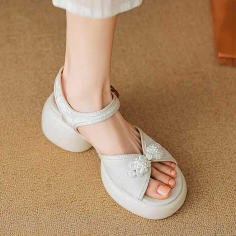 Sandales Femme Mode Luxe Rétro Luxe Léger Petites et Populaires Style Français 2024 Été Nouveauté Chaussures pour Femmes Sandales Mode pour Extérieur