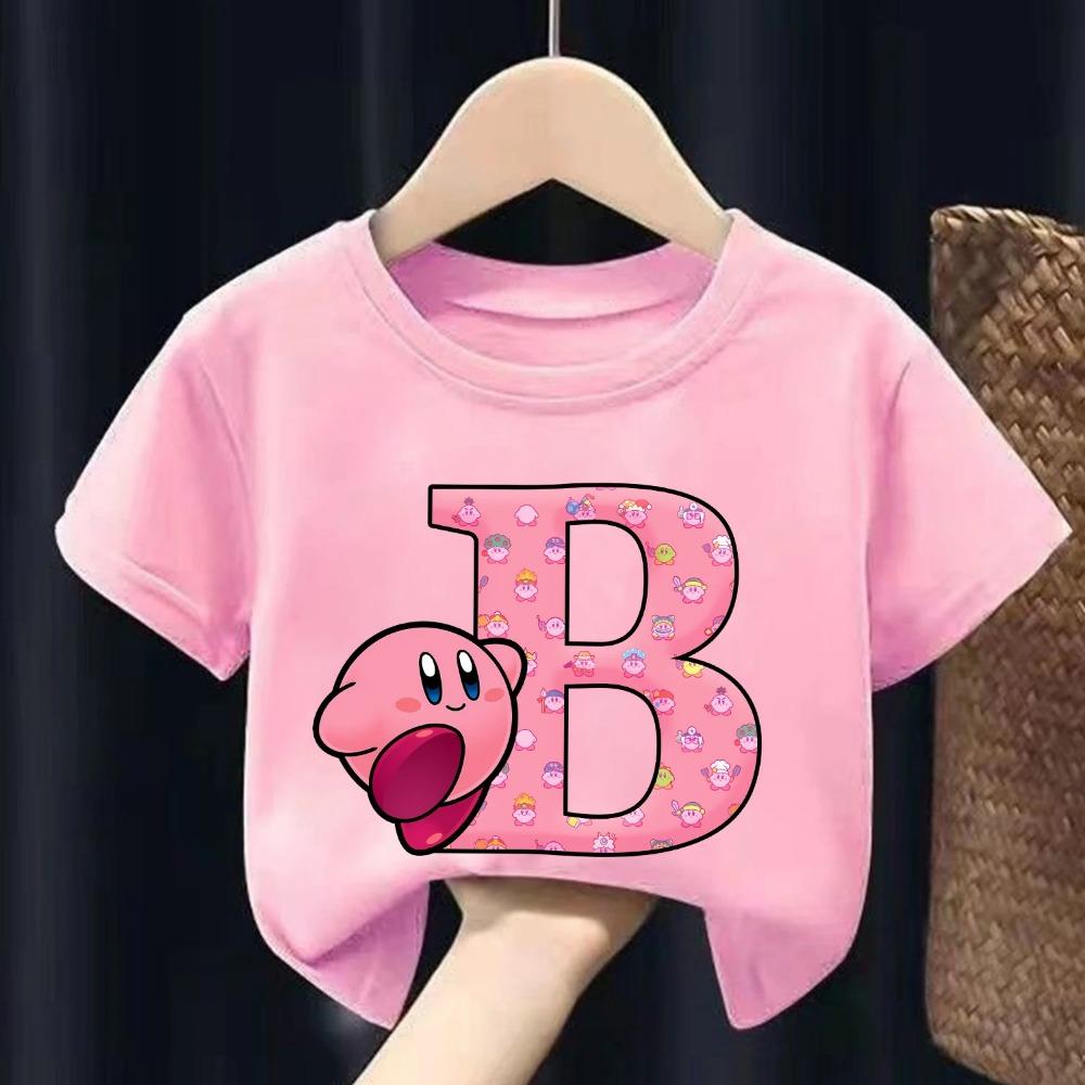 Nuova T-shirt Kirby per Bambini Anime Lettera A-Z Maglietta Top Kawaii Cartone Animato Girocollo Vestiti Bambini Rosa Manica Corta Abbigliamento Regalo
