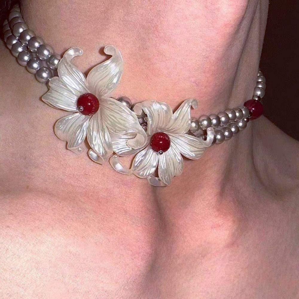 Elegant Pearl Beaded Necklace Vintage Sweet Choker French Style Iris Flower Necklace  Beach