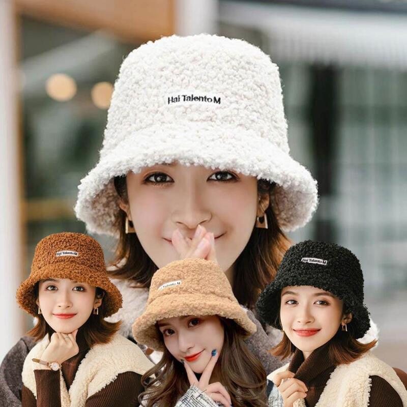 Women s Poggle Winter Hat, Fur Hat for Fall and Winter C6357_01.Caramel