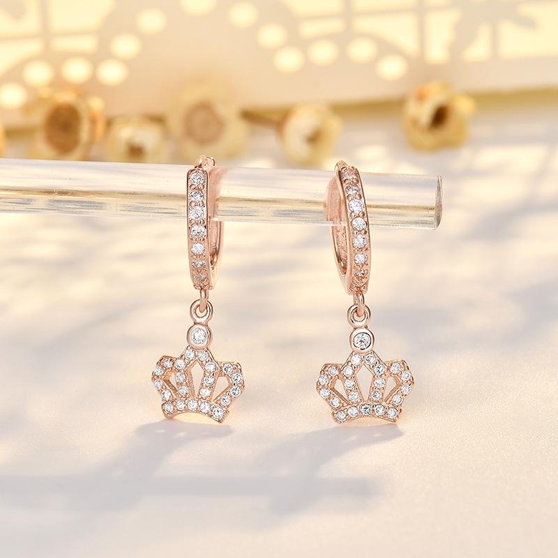 2026 Slightly Inlaid with Zirconium Exquisite Crown Earrings, Ear Buckles, Women's European and American Fashion High-end Sense Niche Earrings, Copper