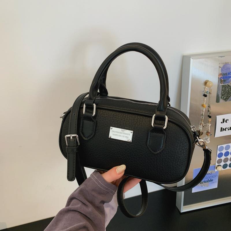

2026 Fashionable Half-Moon Handbag for Women with Star Pendant Single Shoulder Bag And Crossbody Women s Purse