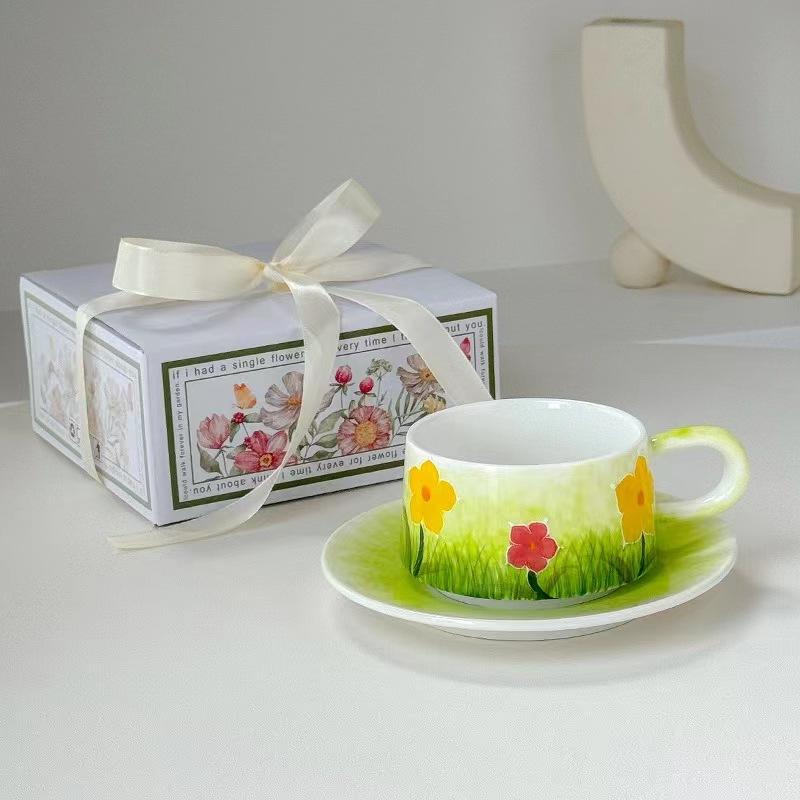 Yimei Retro Hand Painted Pink Mug  Tulip Ceramic Afternoon Tea Coffee Cup Appearance Level Niche Original Gift