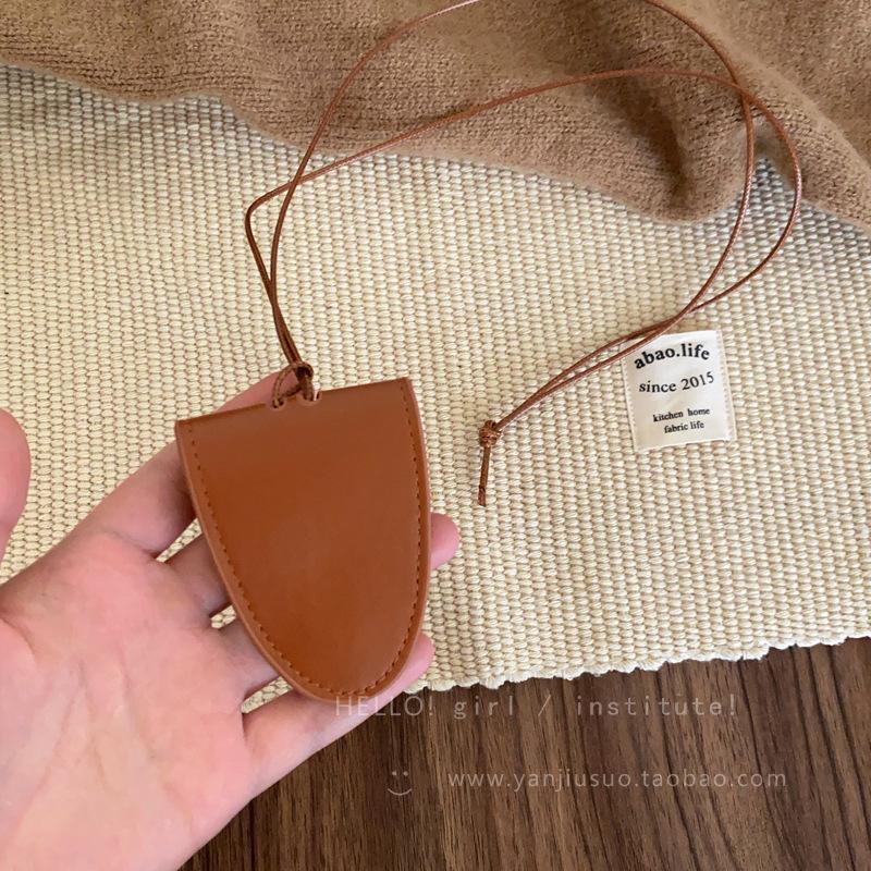 Dámské kožené magnetické sluneční brýle a sluchátkový náhrdelník pro rok 2024 pro venkovní cestování