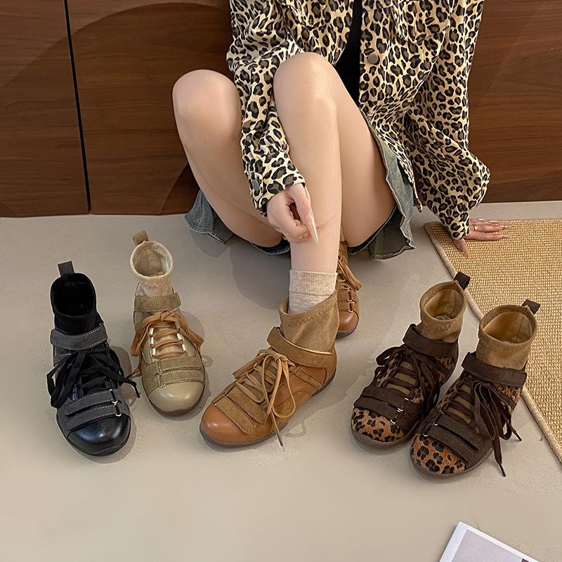 Temperament versatile fashion boots short boots splicing wasteland fashion style retro modern autumn and winter new breathable high top