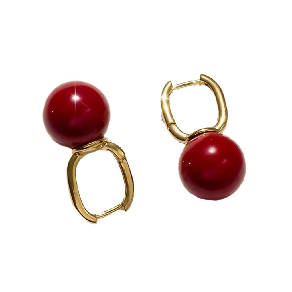 Elegant French Retro Pearl Ear Cuffs: 2023 High-End Light Luxury Women's Jewelry