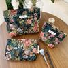 Polyester Canvas Flower Clutch Bag Large Capacity Flower Pattern Cosmetic Storage Pouch Portable Zipper Closure Makeup Bag