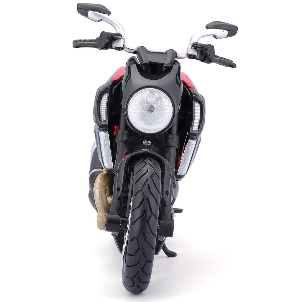 Maisto 1/12 Scale Ducati Diavel Carbon Motorcycle Bike Model (On-Road) 31101(11023)