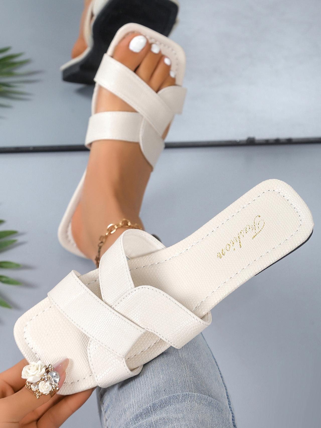 

New fashion slippers women s summer outer wear square head versatile large size one word with sandals 43