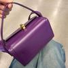Sac boîte Boston violet framboise nouvelle mode portable petit carré design de niche cuir épaule bandoulière