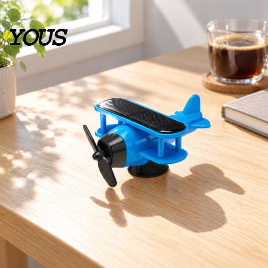 Auto-Innenzubehör Solarbetriebenes rotierendes Flugzeug, Kreatives Auto-Armaturenbrett-Ornament Lufterfrischer mit Lichtsensor, Einzigartiges Automobil