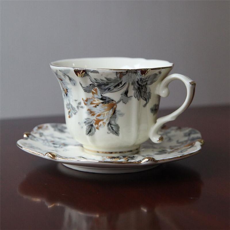 European Coffee Cup Saucer Set Flower Tea Cups Set Porcelain English Afernoon Tea Cup and Saucer Coffee Ceramic Cups Mugs Gift